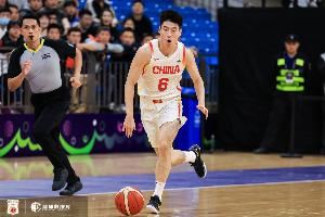 外線神準(zhǔn)！中國(guó)男籃三節(jié)領(lǐng)先波黑20分 三分19投11中