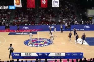 媒體人：籃筐與底線距離不符合NBL要求 香港金牛季后賽將更換主場(chǎng)