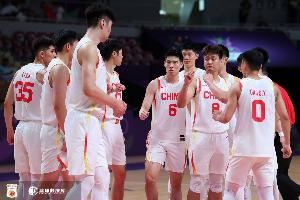 周鵬：差一點(diǎn)點(diǎn)而已 感謝這一代的中國(guó)男籃 給下一代籃球人希望