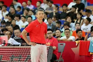 今天就差一點(diǎn)！郭士強(qiáng)兩次帶中國男籃殺進(jìn)亞洲杯決賽 兩次均亞軍