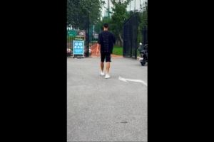 博主：國安下午開始備戰(zhàn)與三鎮(zhèn)的比賽，吳少聰、李磊現(xiàn)身訓(xùn)練場