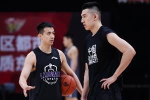 沈陽晚報：遼籃陣容巨變 迎接CBA新挑戰(zhàn)