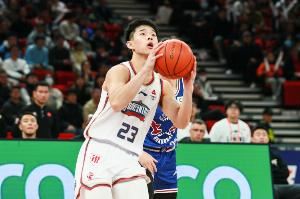 加盟NCAA D1強校？林葳經(jīng)紀人公司社媒關注俄勒岡大學男籃