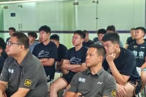 遼寧、北京、寧波、肯帝亞、同曦等隊(duì)組織統(tǒng)一觀看閱兵