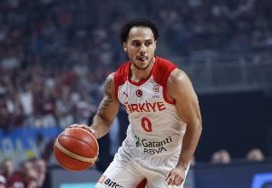 曾在NBA效力4個(gè)賽季！拉金13中7高效得23分2板9助 轟中5記三分