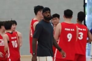 傳授經(jīng)驗(yàn)！詹姆斯與趙睿一同指導(dǎo)了中國國青男女籃的訓(xùn)練