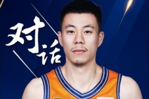 張鎮(zhèn)麟：很感謝上海球迷這么快接納我 我會繼續(xù)努力康復(fù)和訓(xùn)練