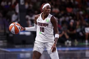 炸裂！WNBA夢想隊瑞尼-霍華德半場15中10&三分10中7砍下29分