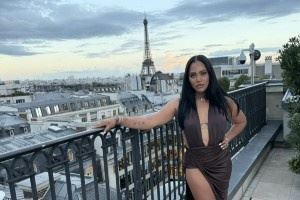 想老婆了！庫(kù)里曬出和阿耶莎視頻截圖：我的巴黎女神！