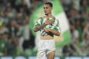 只去貝蒂斯！隊(duì)友：安東尼拒絕其他隊(duì)高薪報(bào)價(jià)，有些東西錢買不到