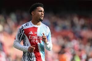 羅馬諾：多特為恩瓦內(nèi)里開出高額轉(zhuǎn)會費(fèi) 藍(lán)軍也有意 阿森納均回絕