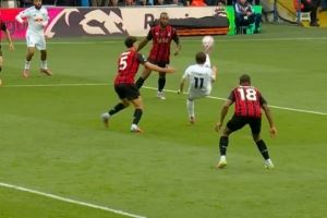 半場-利茲聯(lián)暫1-1伯恩茅斯 塞梅尼奧任意球貼地斬羅登頭球扳平