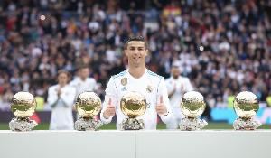 亞馬爾獲獎(jiǎng)！科帕獎(jiǎng)評(píng)委中3人棄權(quán)：C羅、基岡和普拉蒂尼