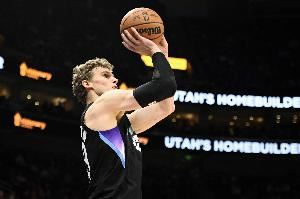 放走3個即戰(zhàn)力！爵士圍繞年輕人建隊 新賽季培養(yǎng)貝利沖10勝72負(fù)？