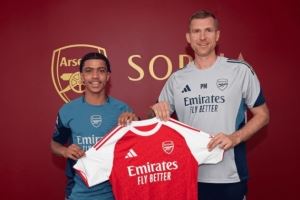 轉(zhuǎn)會費超160萬鎊！官方：阿森納簽下16歲愛爾蘭中場奧日安武納