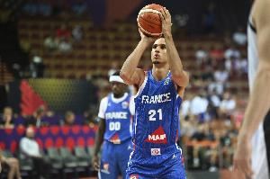 里薩謝：參加歐錦賽對(duì)我意義重大 這幫助我實(shí)現(xiàn)了提升