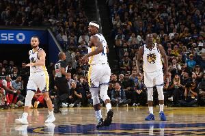 科爾：巴特勒腳踝輕微扭傷 季前賽首戰(zhàn)庫追巴預(yù)計(jì)每人打15分鐘