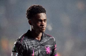 喬治：我和吉滕斯之間的關系非常好，我們相互推動對方進步