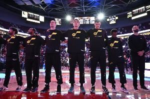 上賽季是爵士隊(duì)史首次單賽季60+負(fù)！其余各隊(duì)都有單賽季60+負(fù)歷史