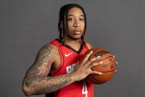 數(shù)據(jù)網(wǎng)站預測JD-戴維森新賽季數(shù)據(jù)：每36分鐘拿15.5分6.3板4.8助