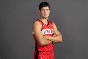 媒體人：阿門一下場謝潑德真頂不上來 要不試試戴維森呢