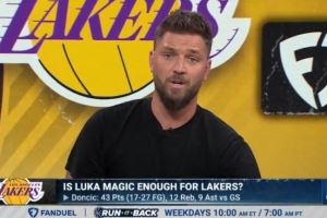 帕森斯：湖人進(jìn)攻問題很大 就算詹姆斯回歸還是不夠