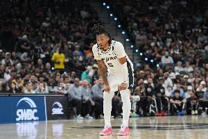 卡斯爾：我們的陣容深度很足 有很多隊員能夠登場并改變戰(zhàn)局