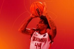 ：山東隊與德沃恩-艾庫恩-珀塞爾簽約