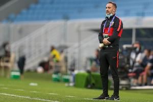 媒體人：佩雷拉賦閑了，有沒有足協(xié)官員愿意通過現(xiàn)成渠道去聊一聊