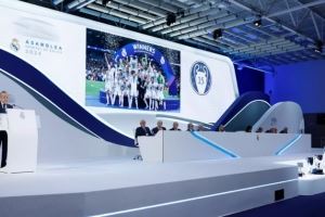 官方：皇馬11月23日召開會(huì)員代表大會(huì)，審批財(cái)務(wù)收支和預(yù)算等事項(xiàng)