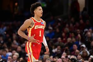 6失誤太多了！杰倫·約翰遜14中8&三分5中2拿到21分7板4助