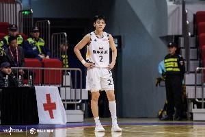 全運(yùn)會(huì)半決賽-楊舒予18分 廣東全運(yùn)女籃半場(chǎng)61比23領(lǐng)先遼寧38分