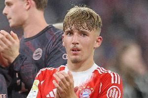 德U21主帥：對(duì)卡爾為人只有贊美 他在場(chǎng)上也要學(xué)著走邊路創(chuàng)造空間