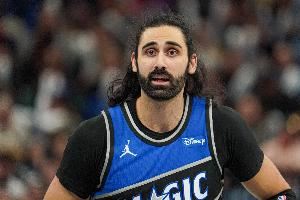 高空轟炸！席爾瓦助飛比塔澤 隨后比塔澤拋傳助席爾瓦空接暴扣