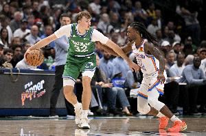 多特：華萊士花大量時間研究錄像 他意識到防守端他能做很多事