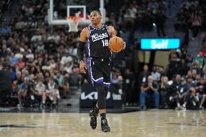 不放棄！分差30+后威少連中兩記三分球止血