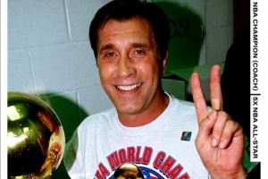 湯帥生日快樂(lè)！今天是火箭名宿&名帥湯姆賈諾維奇77歲的生日