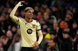 遇到瓶頸??18歲亞馬爾連遭門德斯A費庫庫鎖死 場外事件屢陷爭議