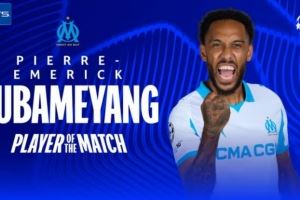 梅開二度！官方：奧巴梅揚(yáng)當(dāng)選馬賽2-1紐卡全場最佳球員