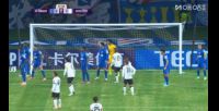 神戶戰(zhàn)術(shù)角球山川哲史頭球破門，申花第38分鐘0-2落后神戶