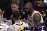 他太懂了！詹姆斯最后一個暫停激烈指導(dǎo)隊友防守&成功致命搶斷