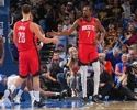 問題到底出在哪兒？火箭本賽季輸了9場 其中8場輸在關(guān)鍵時刻